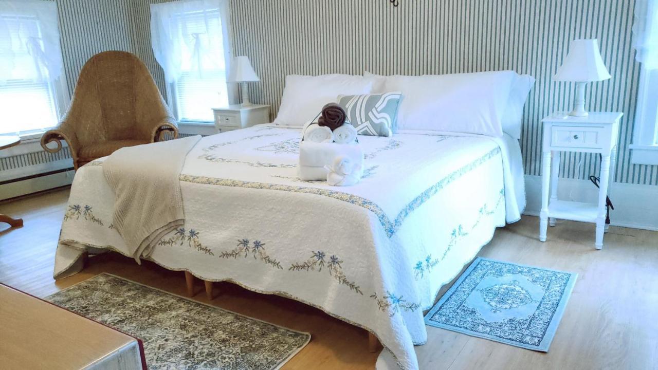 1000 Island Hart House Hotel Александрия Бей Екстериор снимка