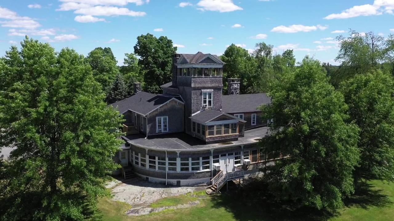 1000 Island Hart House Hotel Александрия Бей Екстериор снимка