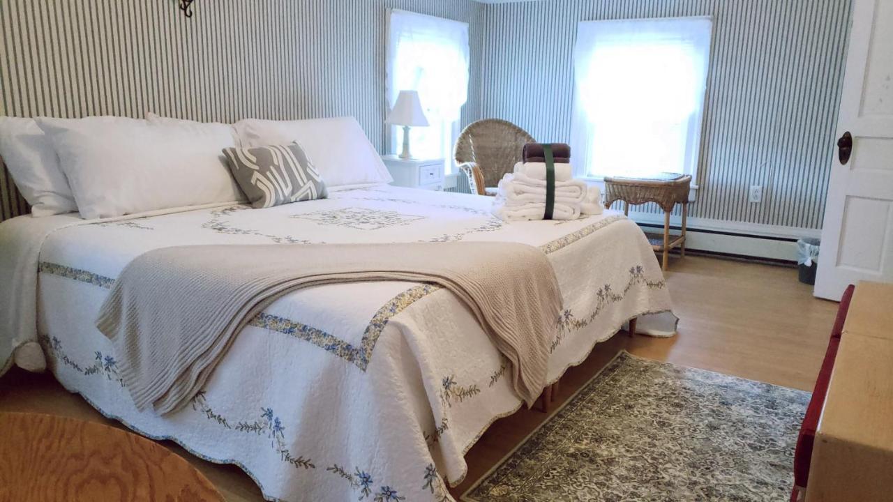 1000 Island Hart House Hotel Александрия Бей Екстериор снимка